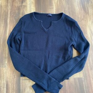 Brandy Melville sweater